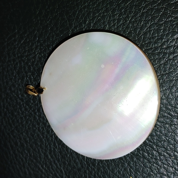 Gorgeous Pearl pendant - Picture 2 of 3